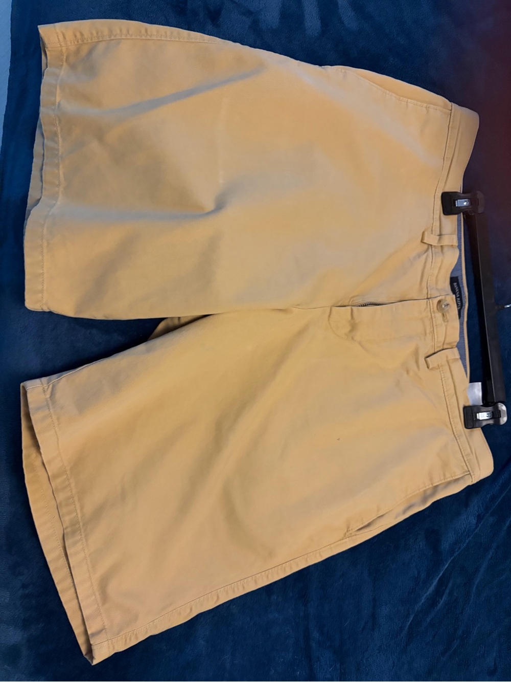 Banana Republic Men's yellow Flat-Front Cotton Shorts